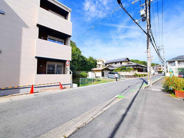 ジーメゾン富雄フォルシェの周辺