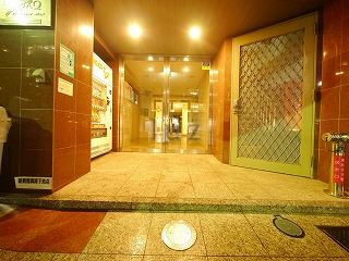 プレールドゥーク横浜反町のエントランス