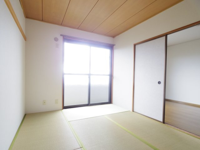 エントピア新秋津Ｂの内装|※他号室写真です