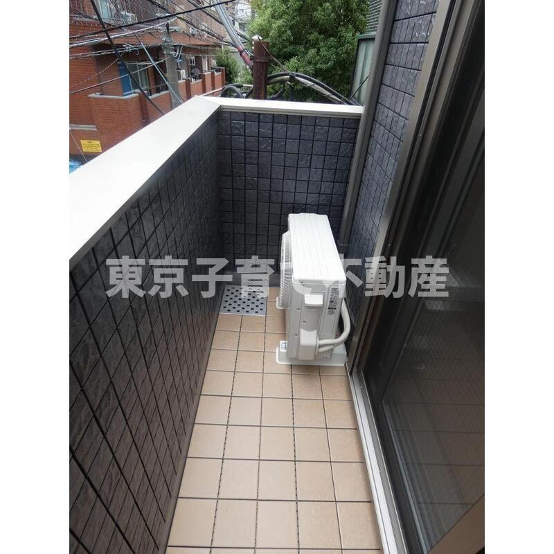 豊島区高田１丁目戸建のバルコニー