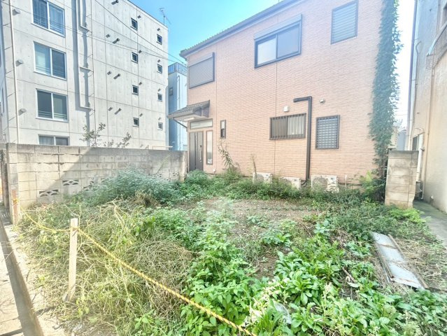 北区赤羽2丁目　新築戸建の外観|2026.10.09撮影

現地ご見学希望・資料請求などお気軽にお問い合わせ下さい！
03-5990-5201