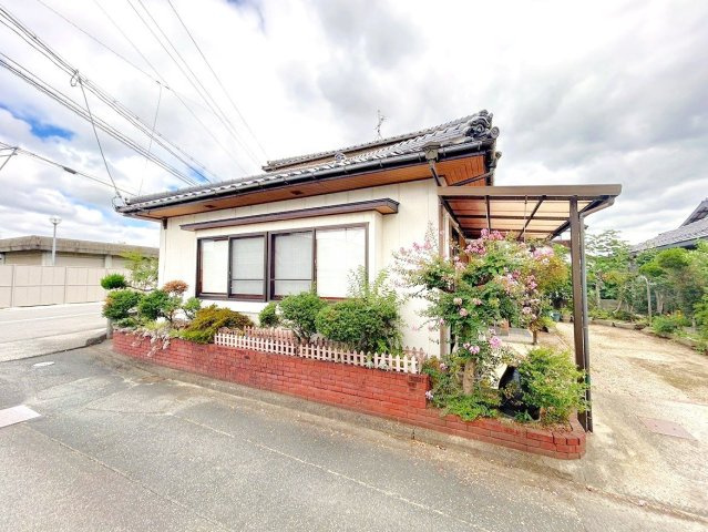山口市平井　戸建ての外観|落ち着いた雰囲気の外観です