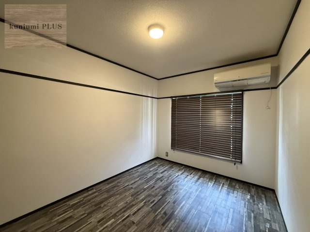 深江橋コーポE棟の洋室