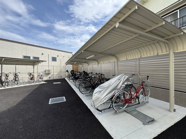 アルファスマート明石魚住の駐輪場