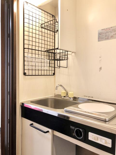 川崎市多摩区栗谷３丁目の賃貸マンションのキッチン
