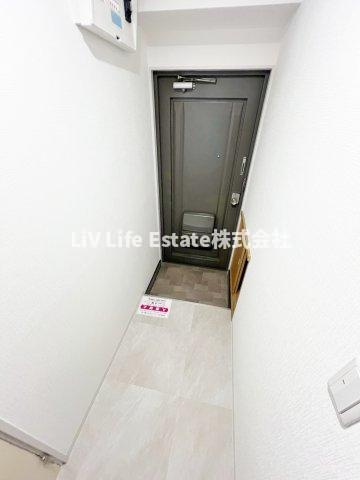 アート小川町マンションの玄関