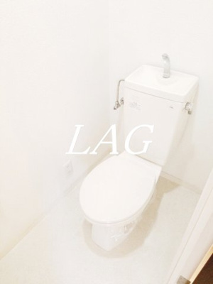 【トイレ】 | 小さな庭 | トイレです。