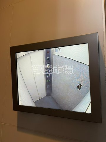 ザ・レジデンス・オブ・トーキョーH20のその他共用部分|エレベータ内防犯カメラ