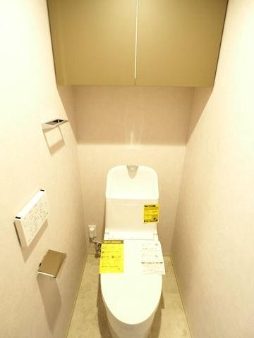 ドゥーエ日暮里のトイレ