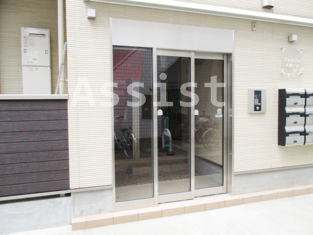 フォルツェ武蔵小山のエントランス