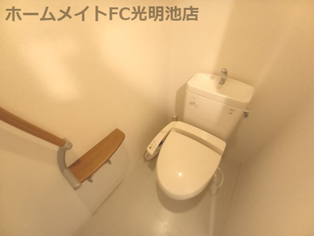 シャーメゾン深井のトイレ