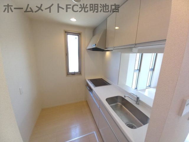 シャーメゾン深井のキッチン