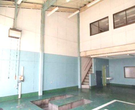 荒川２丁目倉庫の内装