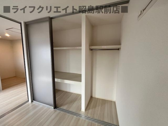 BLESS昭島A棟の収納
