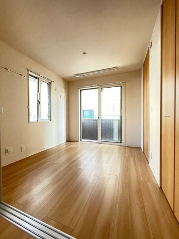 尼崎市長洲西通２丁目のアパートの寝室|寝室にいかがでしょうか