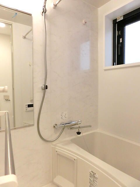 市谷仲之町ビューアパートメントの浴室
