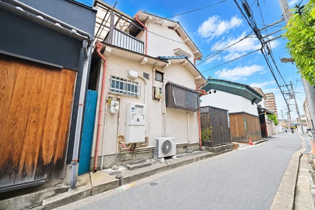 大阪市平野区長吉出戸6丁目建築条件付土地の外観|大阪メトロ谷町線「出戸」駅徒歩11分、小学校やスーパー等徒歩10分圏内に周辺施設も豊富な立地に、ZEH水準住宅の建築条件付き土地が分譲開始しました。詳しい内容につきましてはお気軽にお問い合わせください
