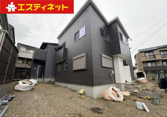 Land court 成岩駅 Aの外観