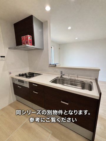 京都市伏見区深草関屋敷町のタウンのキッチン