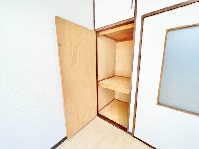 グランデュール麻衣Ⅱの収納|収納豊富です