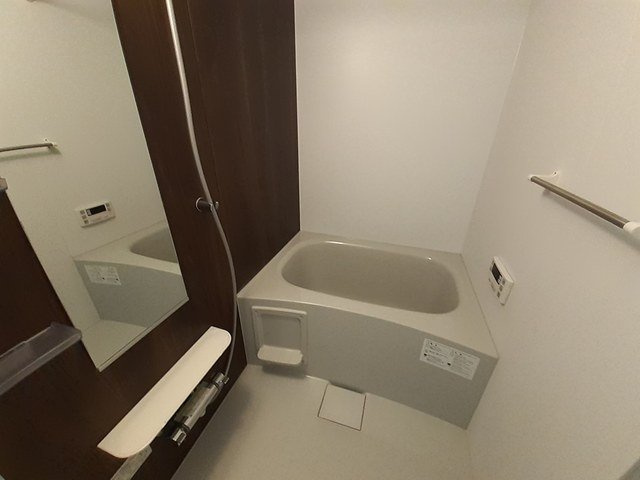 優樹邸の浴室|ゆったり過ごせるお風呂です