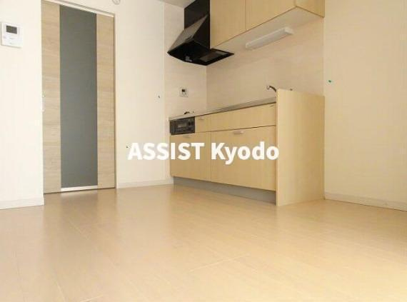 世田谷区代田４丁目の賃貸マンションの居間・リビング
