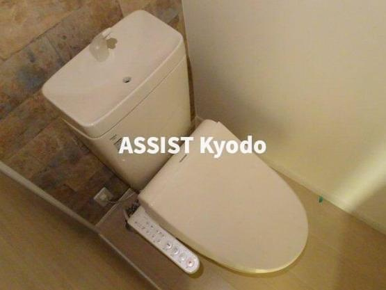 世田谷区代田４丁目の賃貸マンションのトイレ