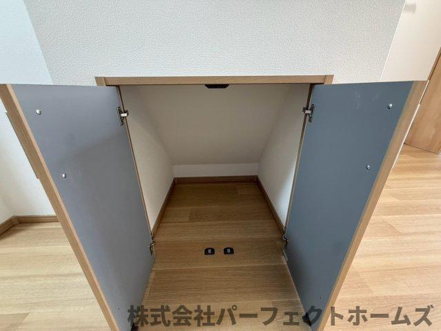 緑町戸建の収納|小物を収納するのに便利です