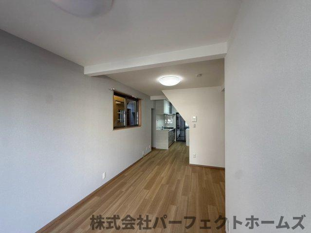 【居間・リビング】の画像