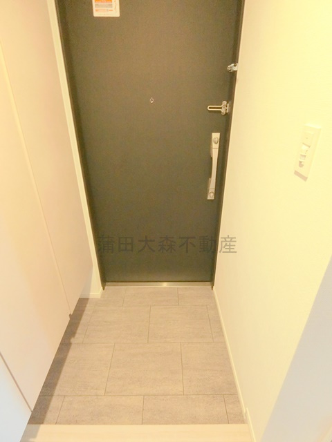 RJRプレシア大森北の玄関