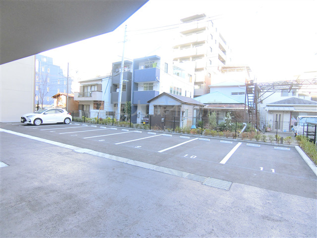 RJRプレシア大森北の駐車場|敷地内平置き駐車場　空き状況等詳細はお問合せください。