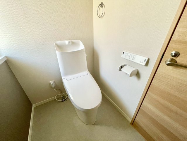 田寺東4丁目中古戸建て（8-7）のトイレ|二階にもトイレが付いております！