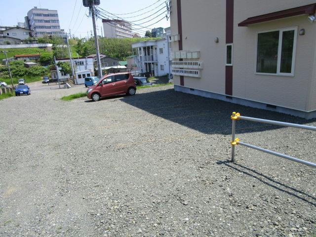 CUBEマンションⅡの駐車場
