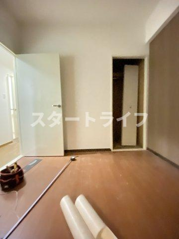 大阪市東淀川区淡路２丁目の賃貸マンションの収納