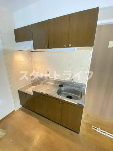 大阪市東淀川区淡路２丁目の賃貸マンションのキッチン