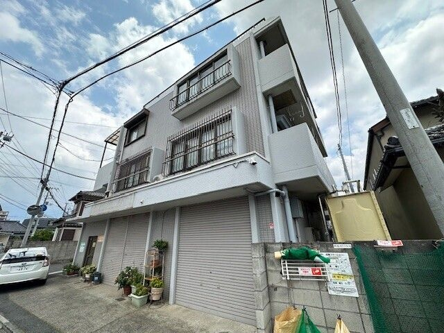 皆川マンション の外観