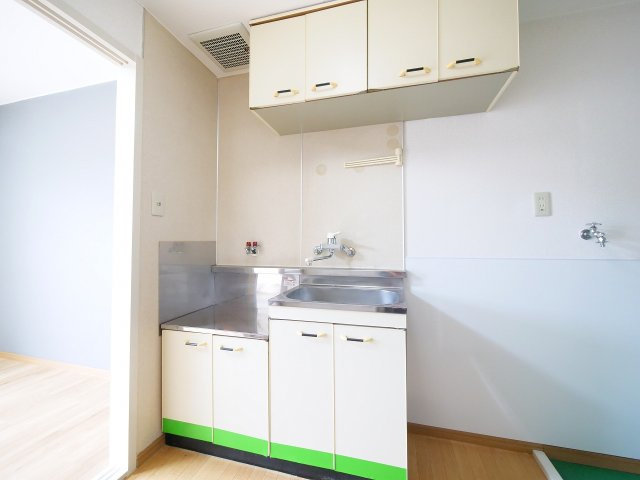 あるふぁⅡのキッチン|※写真は別の部屋のものです。