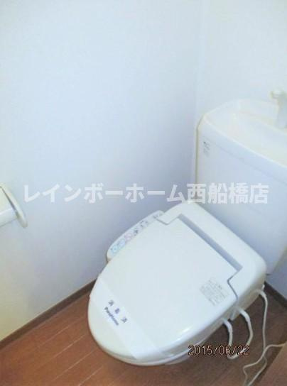 松戸市小金きよしケ丘３丁目のアパートのトイレ