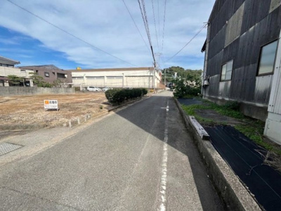 【前面道路含む現地写真】 | 売地　平田町