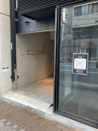 ZA KAGURAZAKAのエントランス