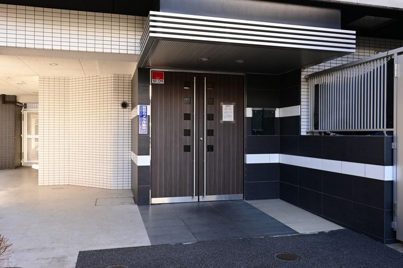 AXAS池袋本町のエントランス