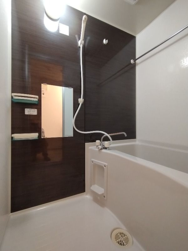 クレイシア蔵前の浴室