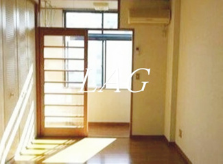 【居間・リビング】 | メゾンベルジュ | 洋室のお部屋です。