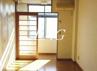 【居間・リビング】 | メゾンベルジュ | 洋室のお部屋です。