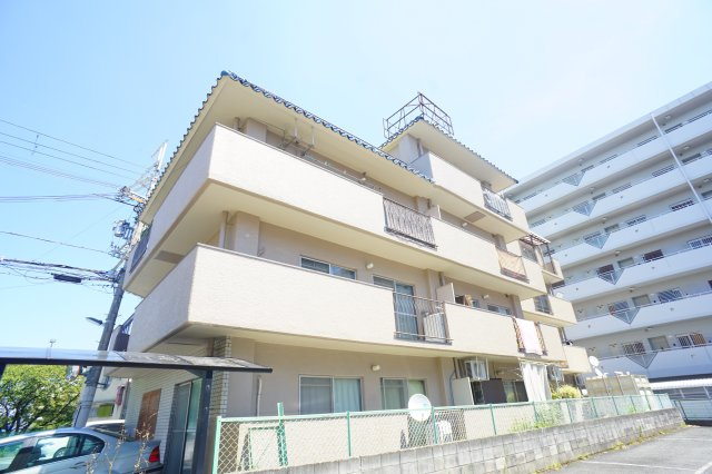 ハイツ上村