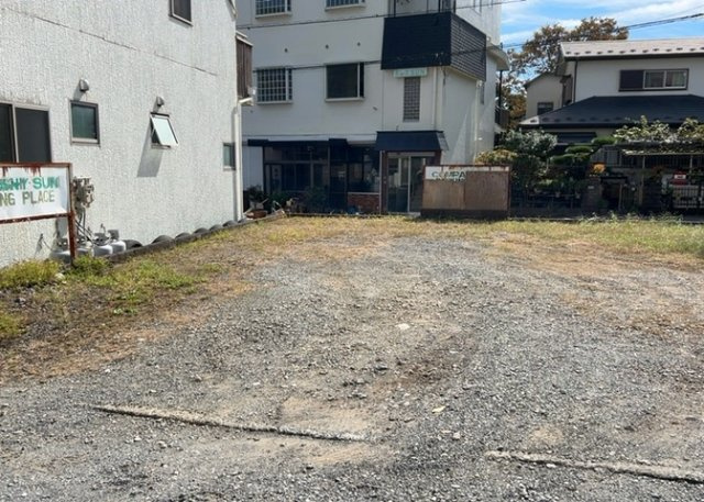 【外観】 | 又野売地 | 最寄り駅が近いなどの交通アクセスが良い土地だと暮らしやすいですよね。通勤・通学の観点から土地を選ぶことも大切です！自身や家族のライフワークからあったの物件を探しましょう！当社営業がお力になります！