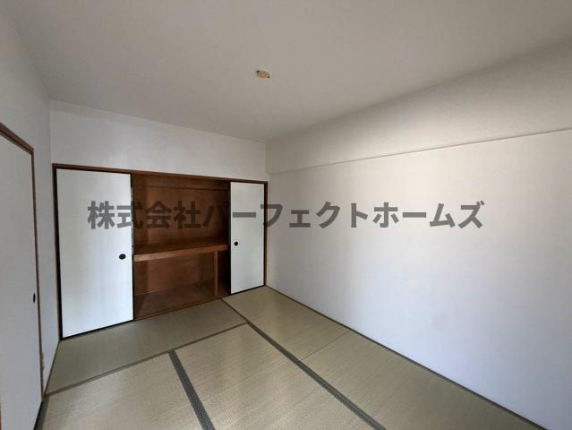 メナール香里園の和室|日本らしい落ち着いた雰囲気の和室です
