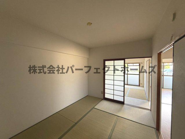メナール香里園の和室|きれいな和室です