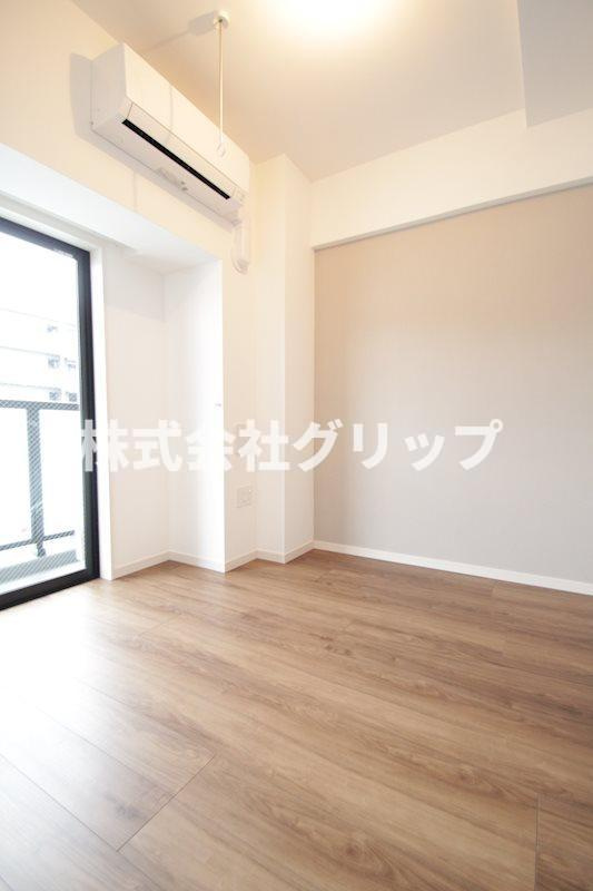 グランヴァン横濱南の洋室