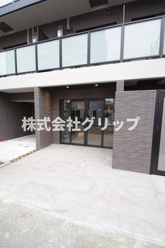 グランヴァン横濱南のエントランス